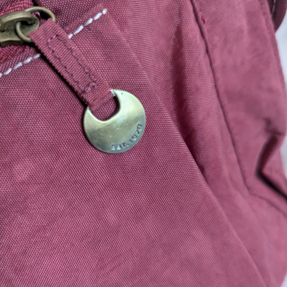 NWOT Travelon Burgundy Hobo Bag - Picture 2 of 13